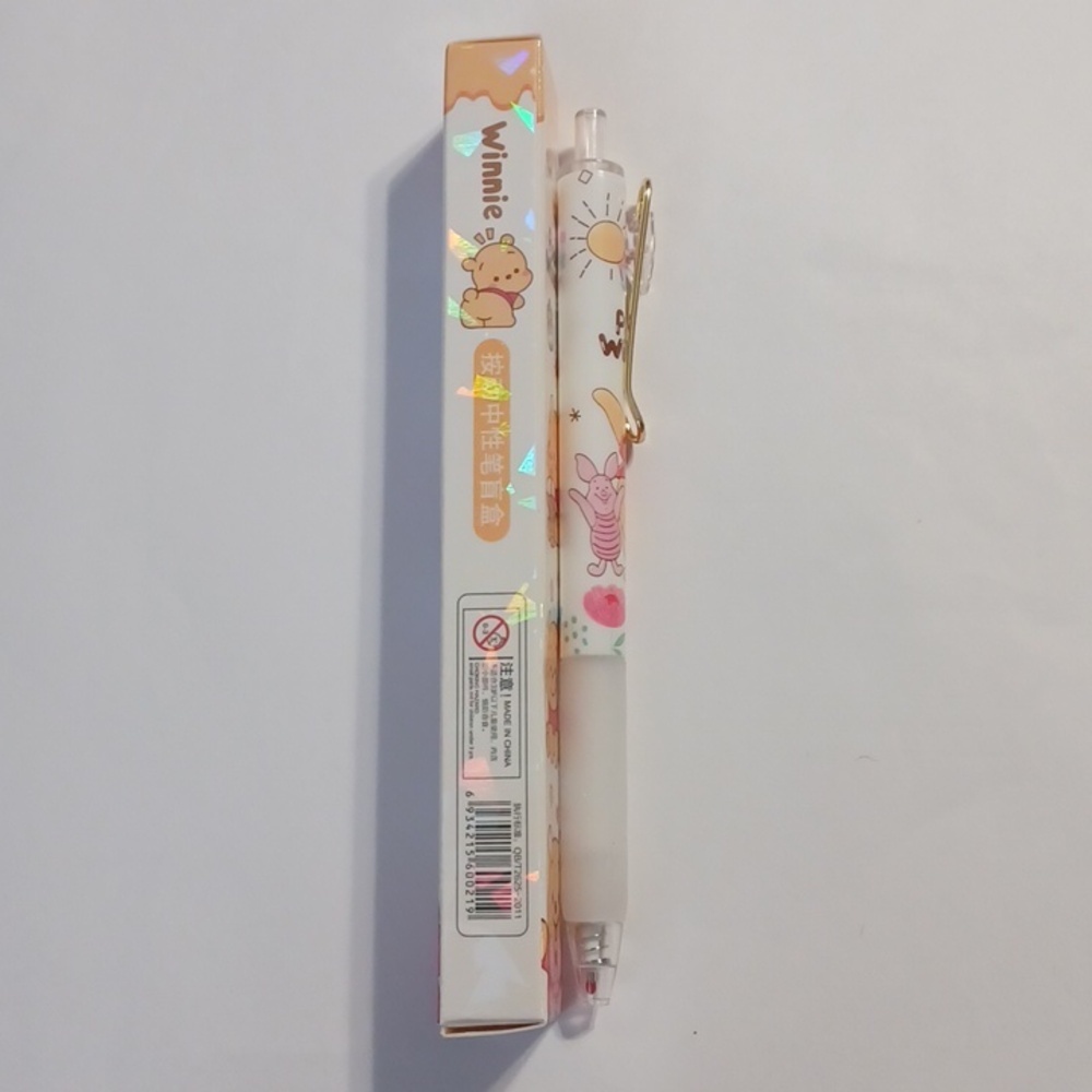 Winnie the Pooh & Piglet Decorative Pen - Picture 2 of 4